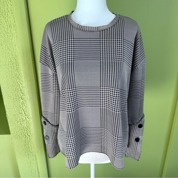 Zara Tops - Zara Long Sleeve top